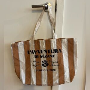 Sezane tote (L’Avventura di Sezane, dark yellow)